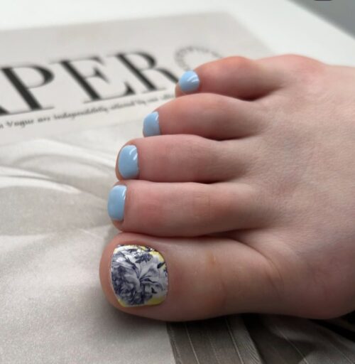 Selbstklebende Nagelfolien (Nur für die großen Zehen)